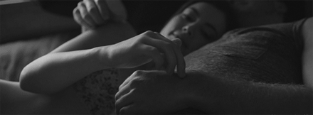 妹纸最希望男票在床上说哪些话?