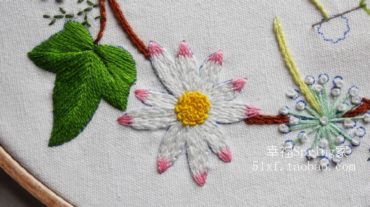 e.裂线绣绣花瓣.