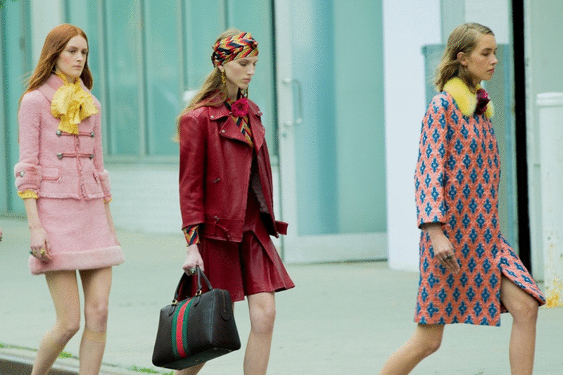 羊绒大衣货真价实款式好?按照这几个方法选起来