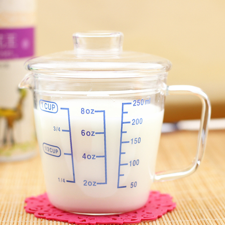 90      耐热玻璃量杯带刻度微波炉牛奶杯量水杯透明儿童杯烘焙500ml