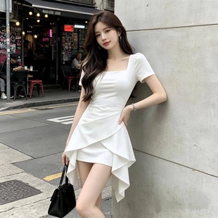 M6J2026夏季法式绝美V领碎花连衣裙女气质收腰长裙茶歇裙