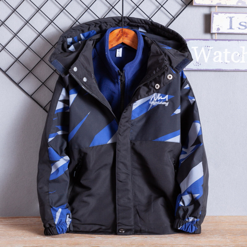 男童外套加绒春秋新款冲锋衣儿童三合一可拆卸加厚中大童2021洋气