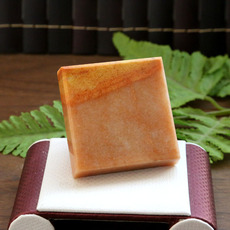 Ювелирный камень Acura * 248.6 g