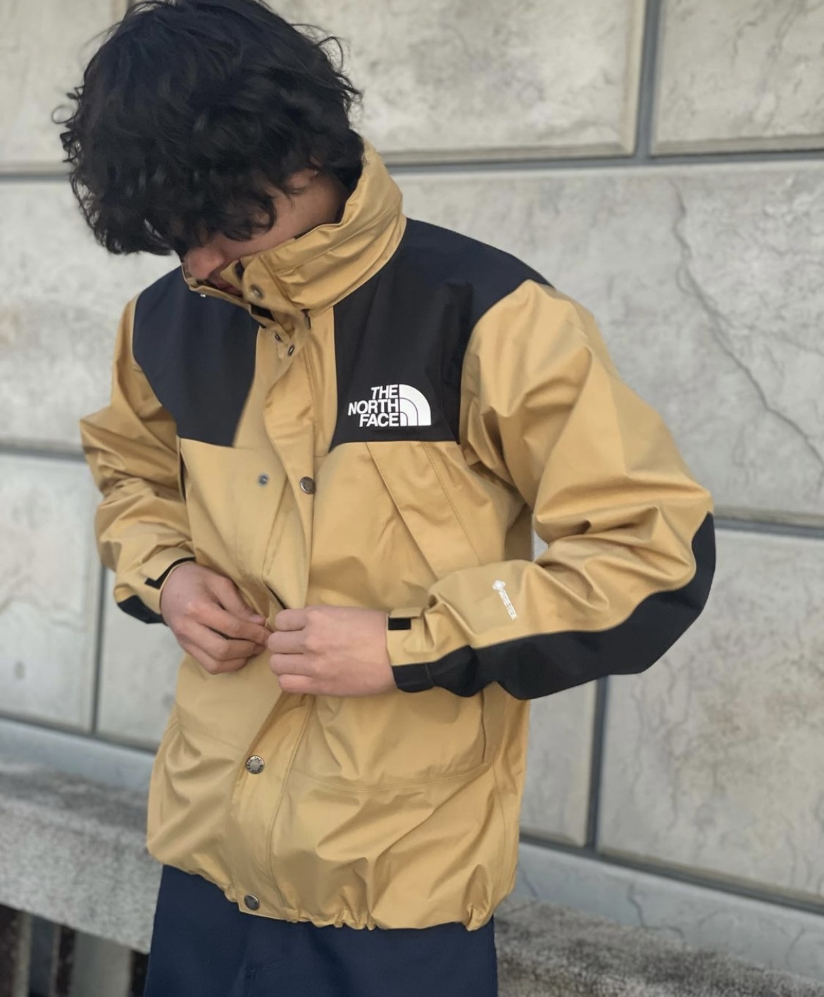 部分現貨The North Face Scoop Jacket 日版北面防水連帽衝鋒衣- Taobao