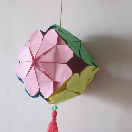 成品 自制大号爱心款绣球折纸灯笼diy 儿童房装饰  学生作业