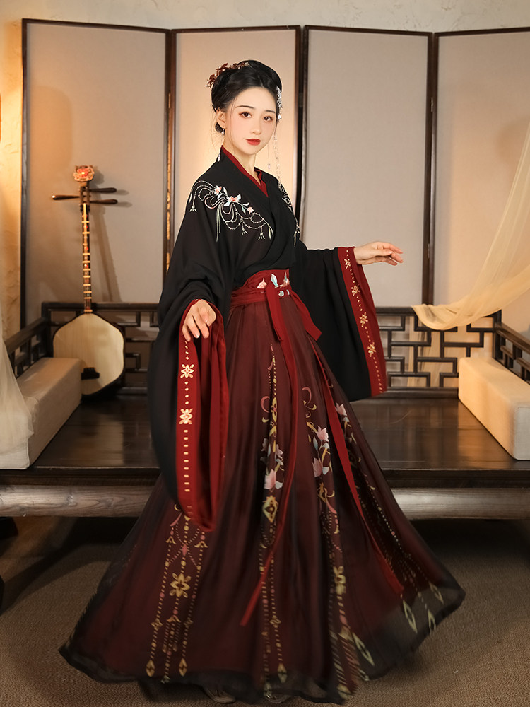 云芳晴绾星辰汉服女中国风交领齐腰襦裙魏晋风正品原创春秋套装南