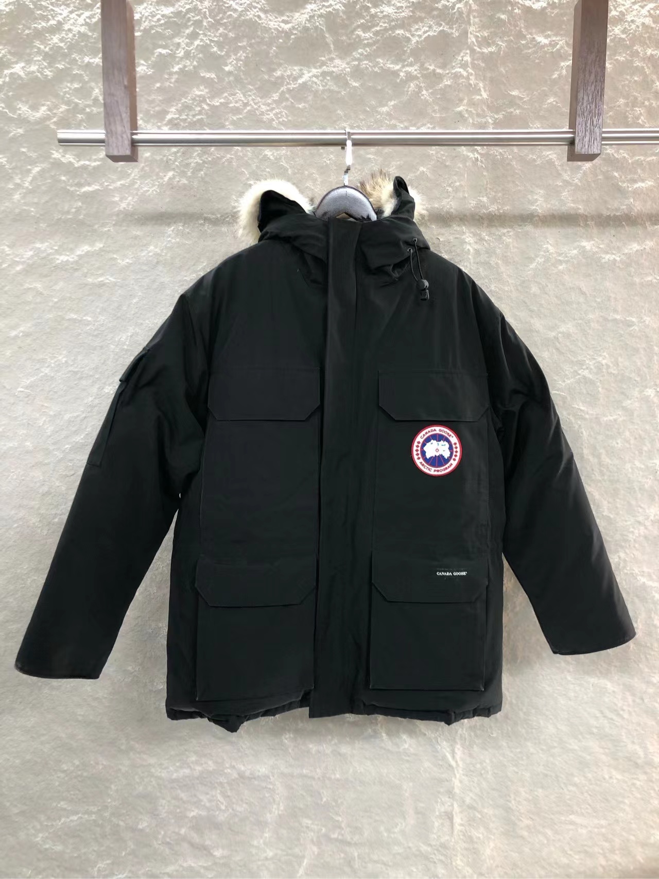 Canada Goose 加拿大鹅女款黑色远征羽绒服xs码成色很好-Taobao