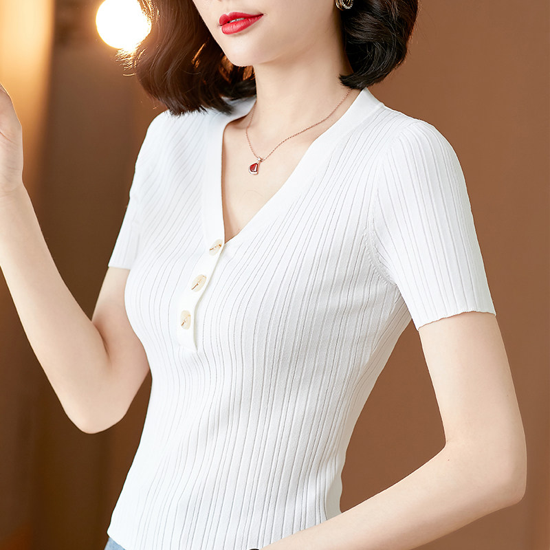 冰丝短袖t恤女秋季新款洋气针织衫短款白色打底衫半袖上衣女百搭
