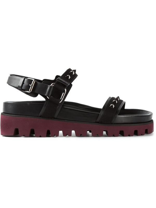 все цены на Сандали Valentino f10946880 Garavani Hard Walk онлайн