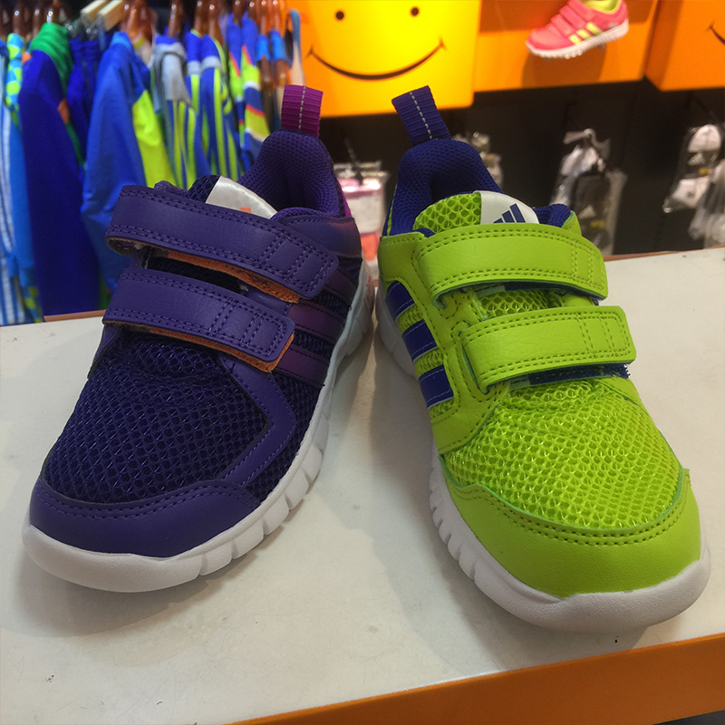 

Детская спортивная обувь Adidas 2015 B44247