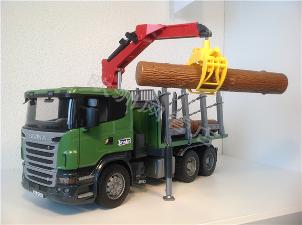 Модель машины Bruder 1:16(15) Scania