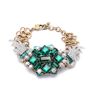 Women European fashion jewelry manufacturer wholesale outlet-style personality-encrusted wings gem bracelet