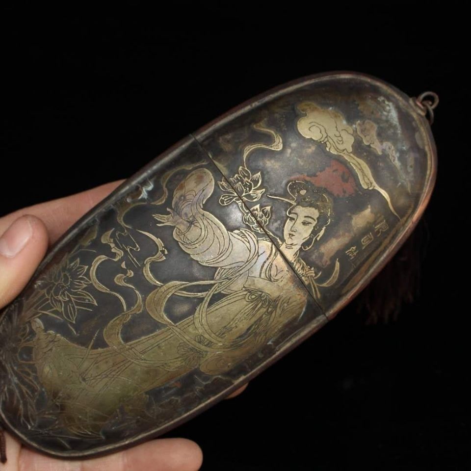 黄杨木镂空雕刻屏风摆件雕刻九龙戏宝图案，直径29，总高37木雕