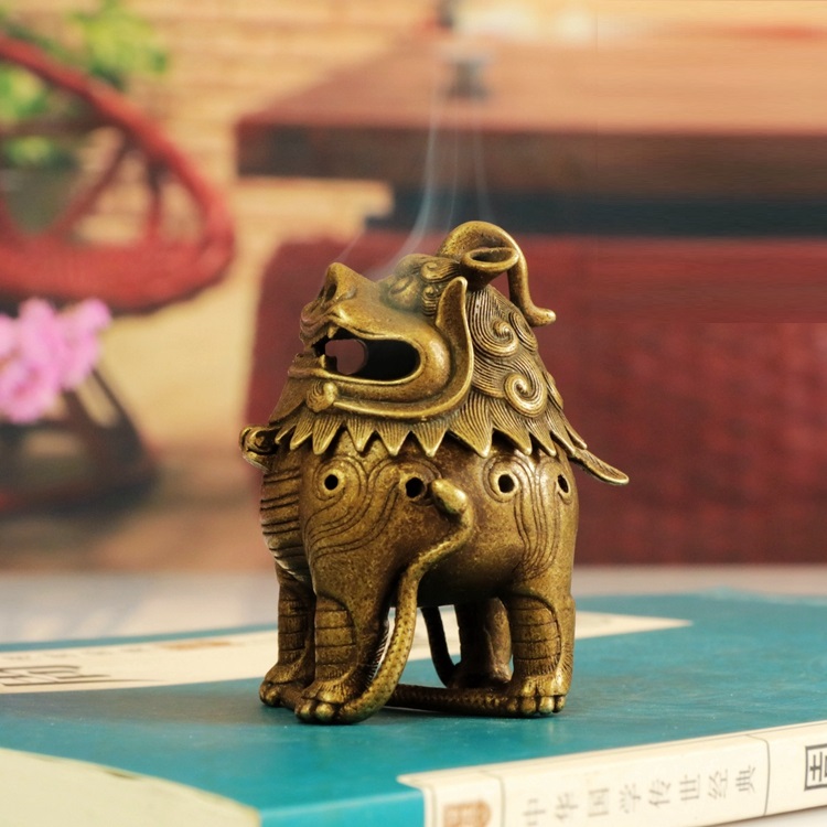 黄铜仿古三足鼎香炉摆件家用室内复古雕花麒麟小号香炉狮子香薰炉-Taobao