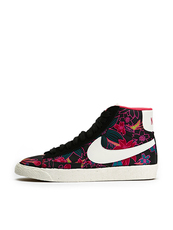 Спортивная обувь женщины Найк тренд лета