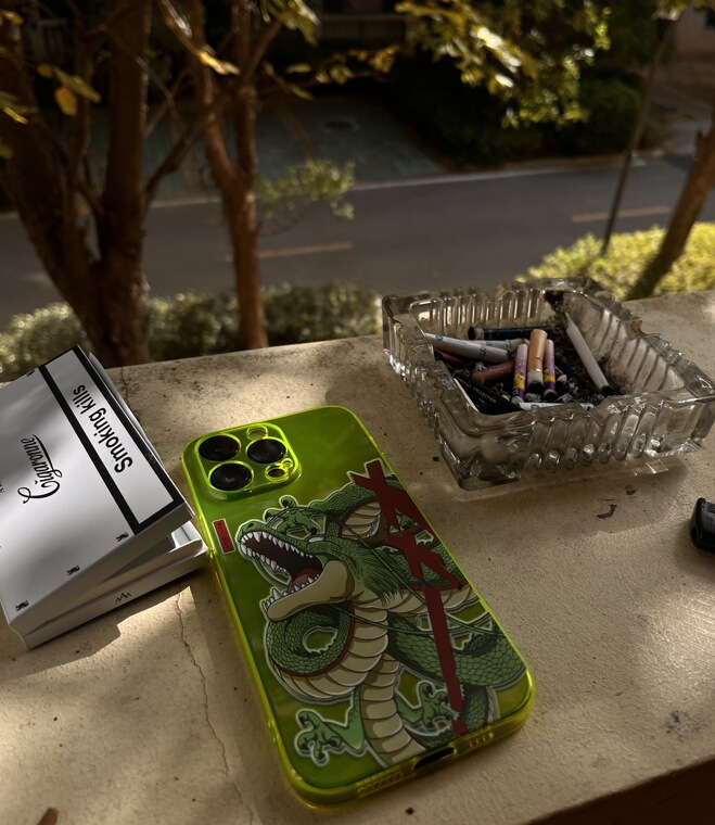 Fluorescence 17 Pro Max Wish-Granting Dragon : 3D Illustration, Clear Bumper Pro/Plus/Max/Air – 17, 16, 15, 14, 13 iPhone