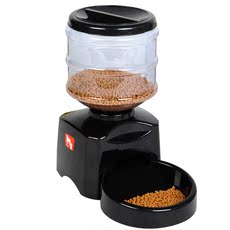 Кормушка с дозатором для кошек и