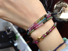 Украшения на руку Небольшой граненый природный