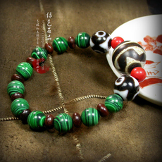 Украшения на руку Изделия из камня