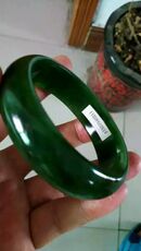 Украшения на руку 和田玉 碧玉手镯