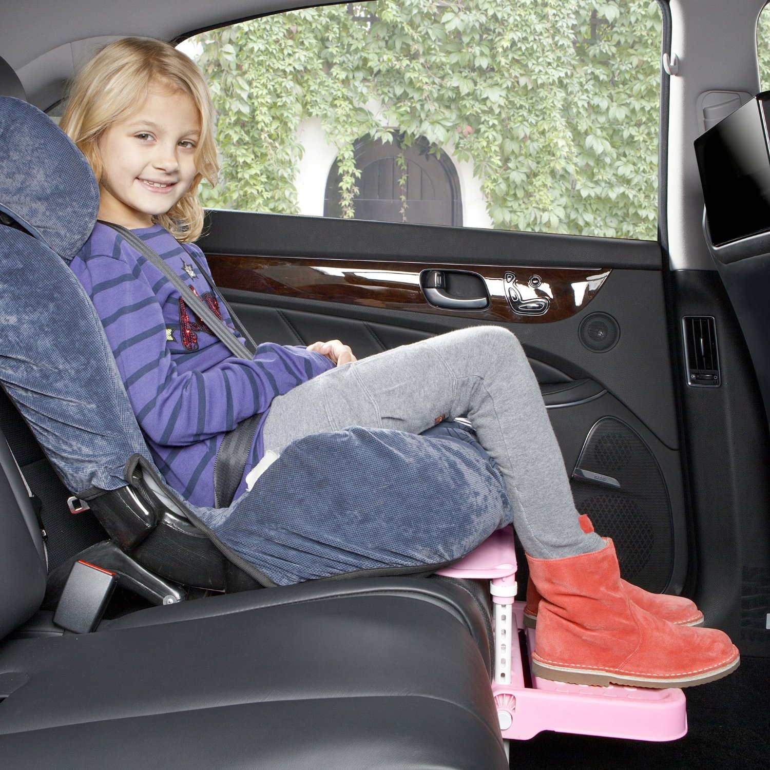 Подставка для ног детская в автомобиль