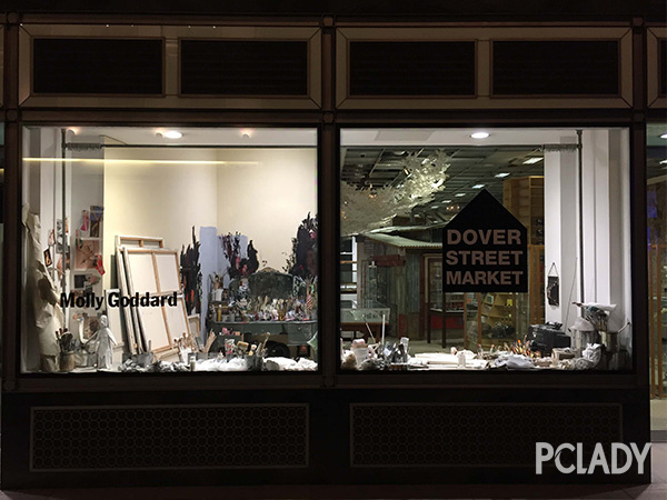 dover street market店铺橱窗