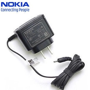 Зарядное устройство для мобильных телефонов Nokia N9 Lumia 800