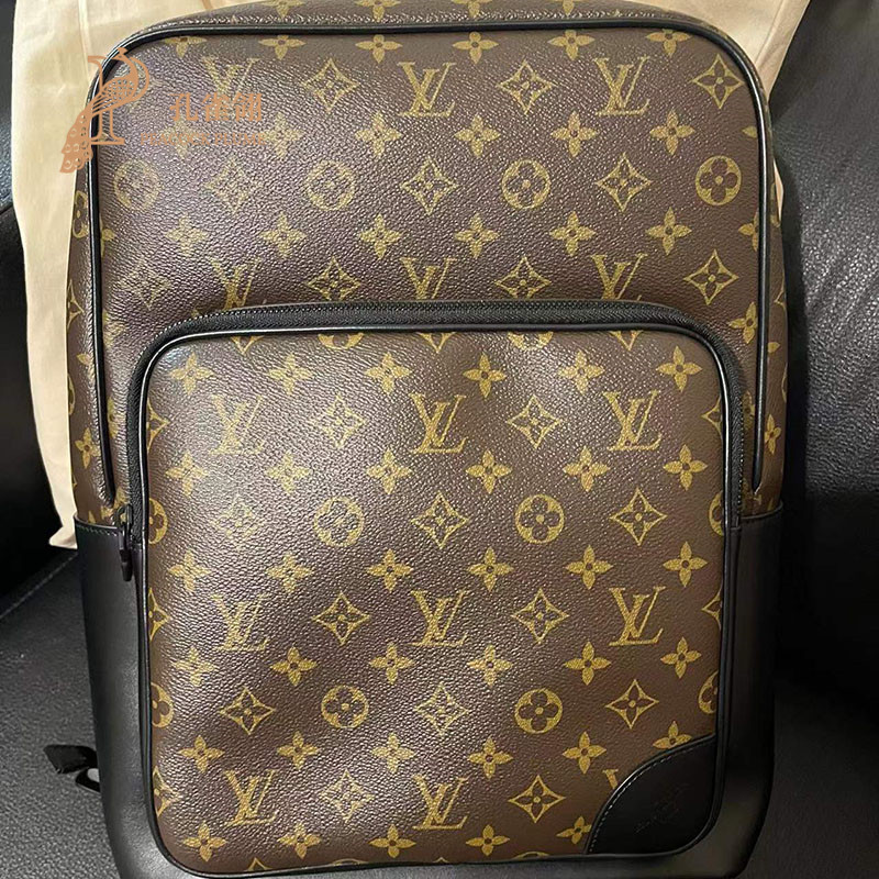 Louis Vuitton Dean backpack (M45335) in 2023  Louis vuitton, Vuitton,  Louis vuitton monogram
