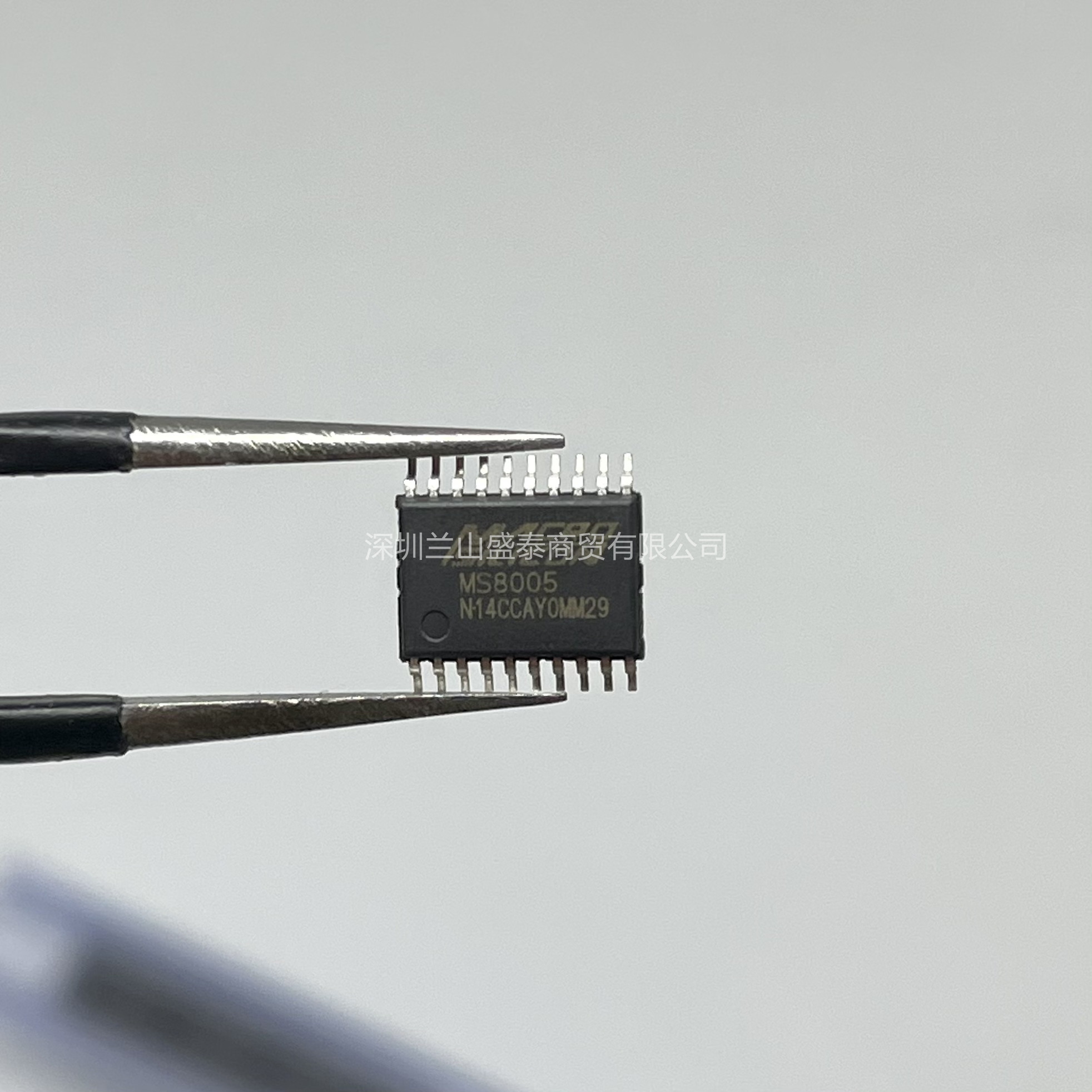 MS9332 信号速率可达3Gbps 的HDMI 信号1分2分配器芯片原装