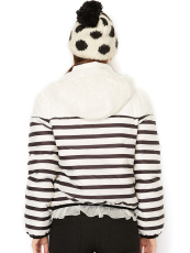 Женские пуховики Романтическое признание в игривой