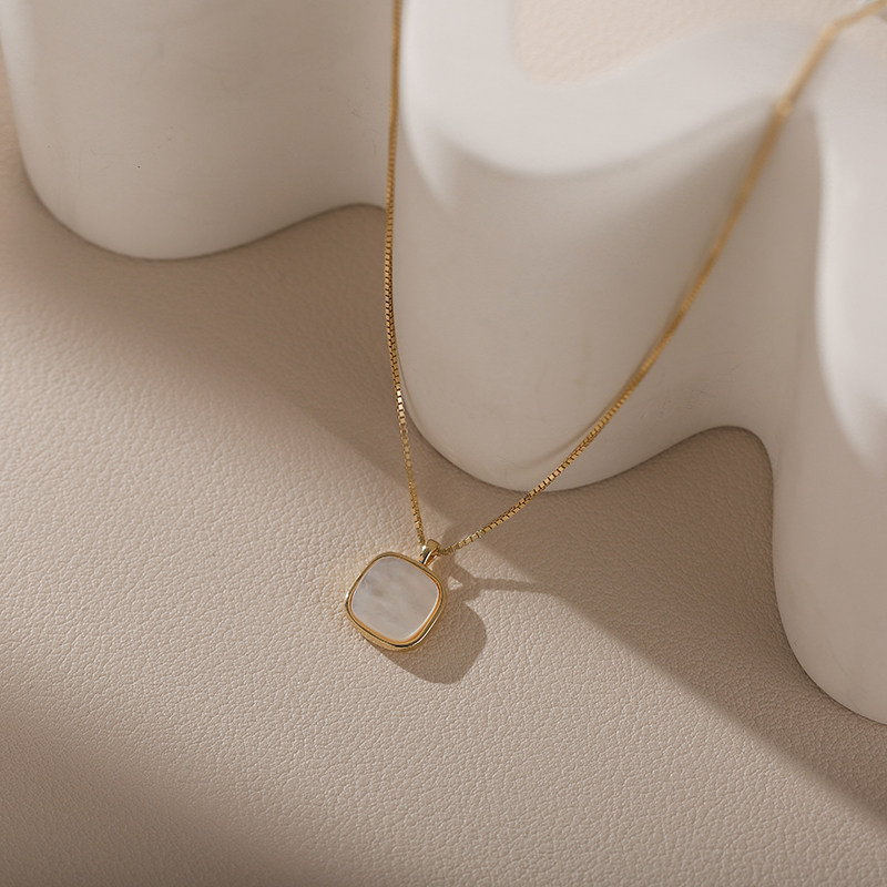 法式毛衣链小众七夕贝母项链女礼物纯银简约气质白吊坠锁骨链