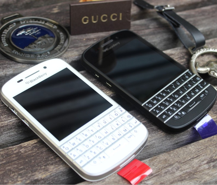 Мобильный телефон BlackBerry Q10 Q10 4G