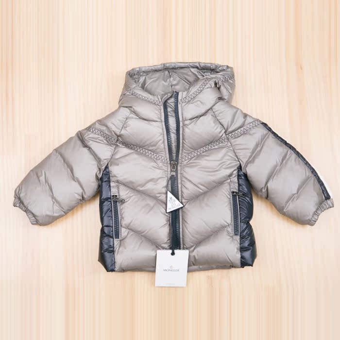 Пуховик детский Moncler 41339/05/530