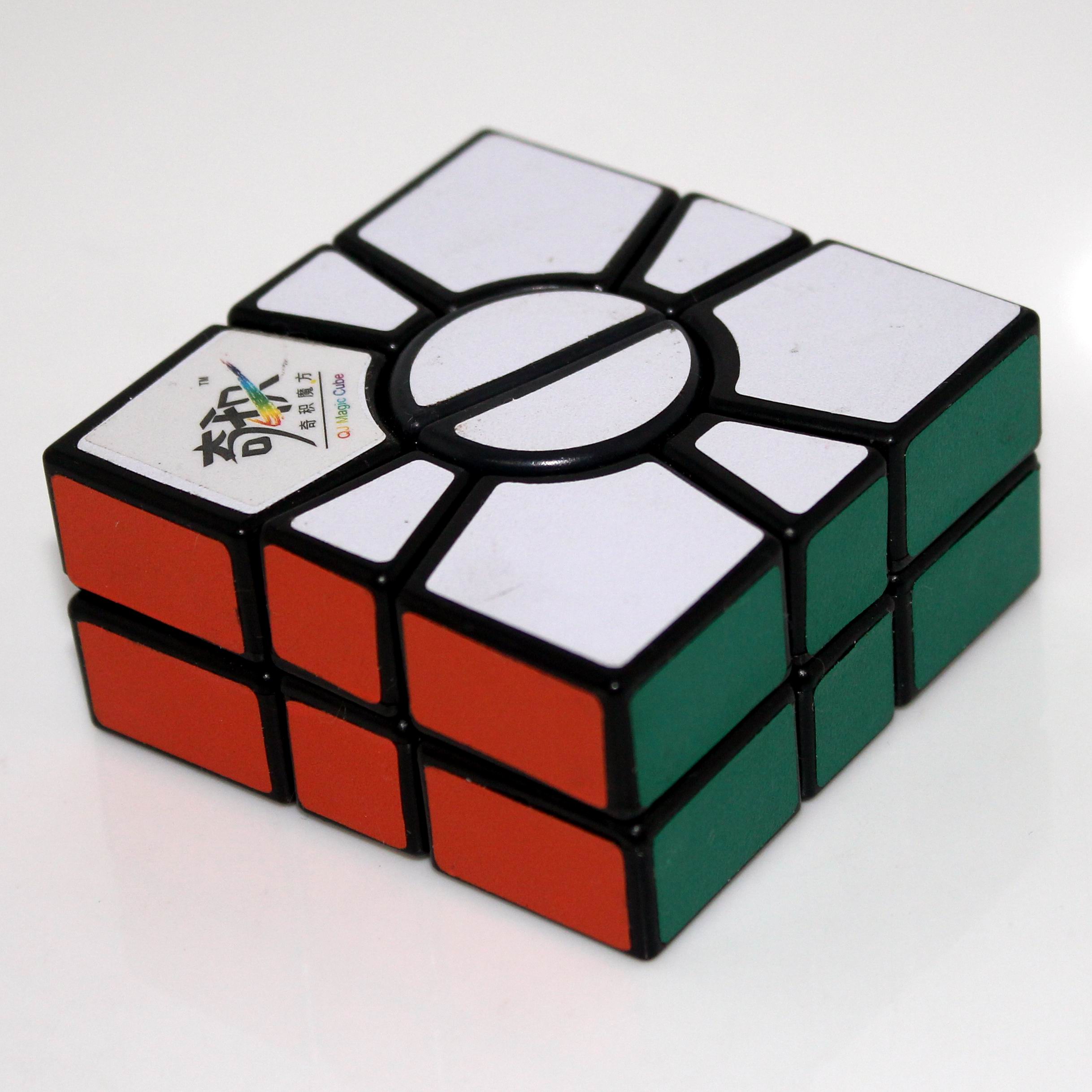 Кубик Рубика qj2