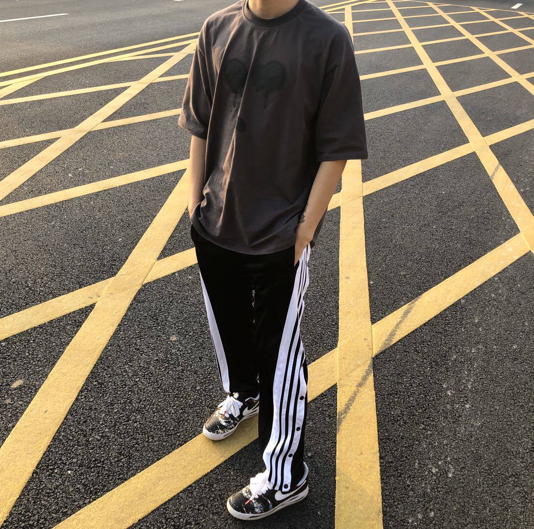 HELIPORT停机坪潮牌黑白条纹直筒排扣裤高街长裤宽松男女面子嘻哈