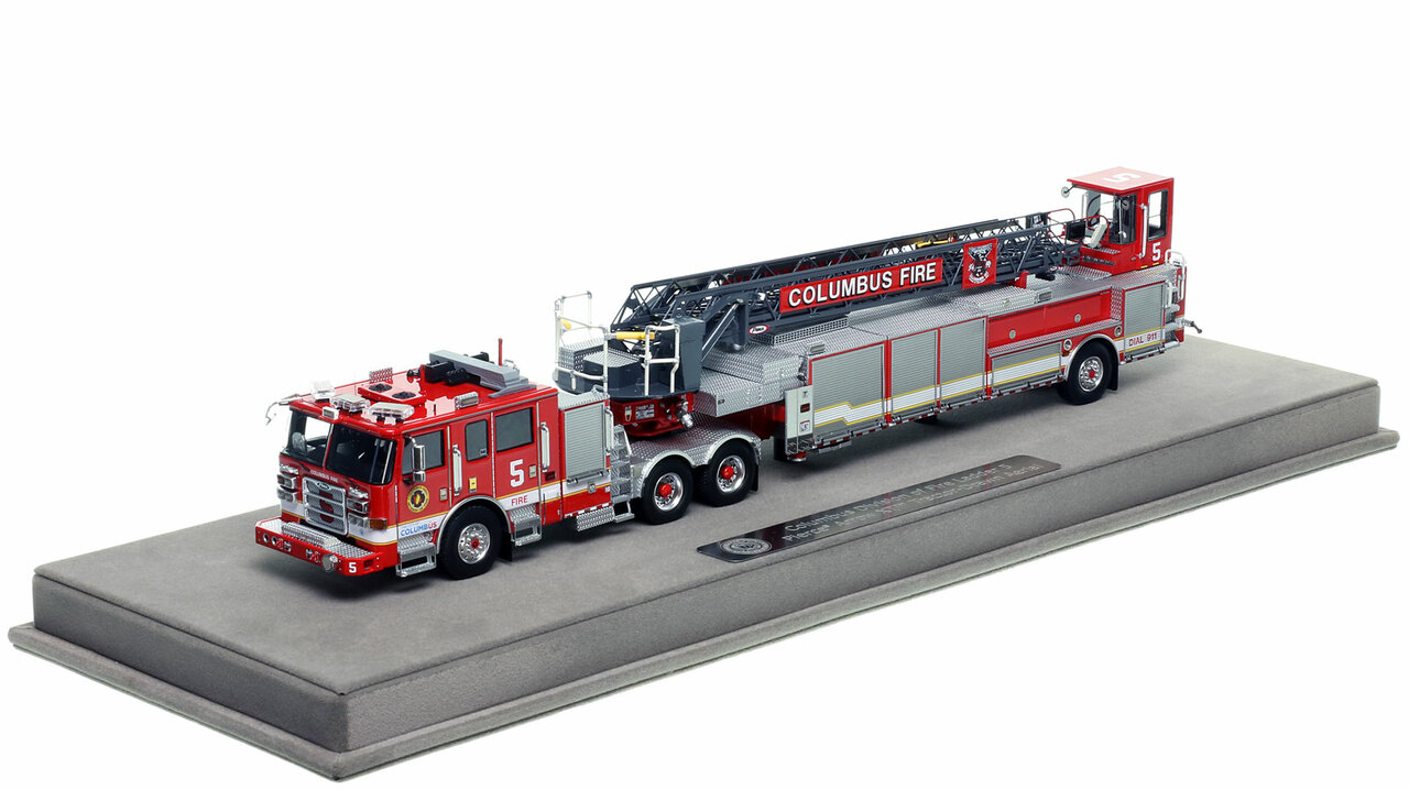 FR 1:50 芝加哥消防局皮尔斯DASH 100' 高空云梯消防车模型