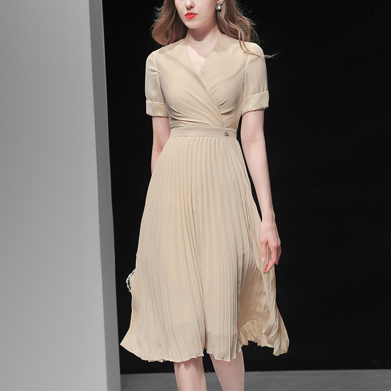 夏季女装2021新款气质性感收腰雪纺长裙短袖显瘦中长款连衣裙