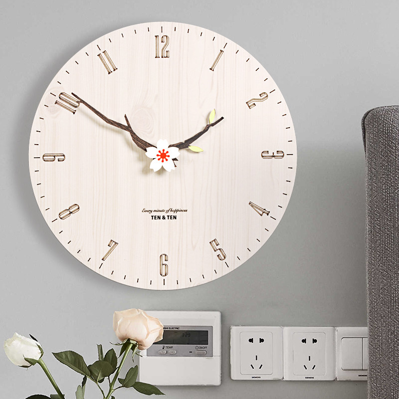 创意钟表 客厅 卧室简约个性静音现代木纹时钟装饰石英钟北欧挂钟