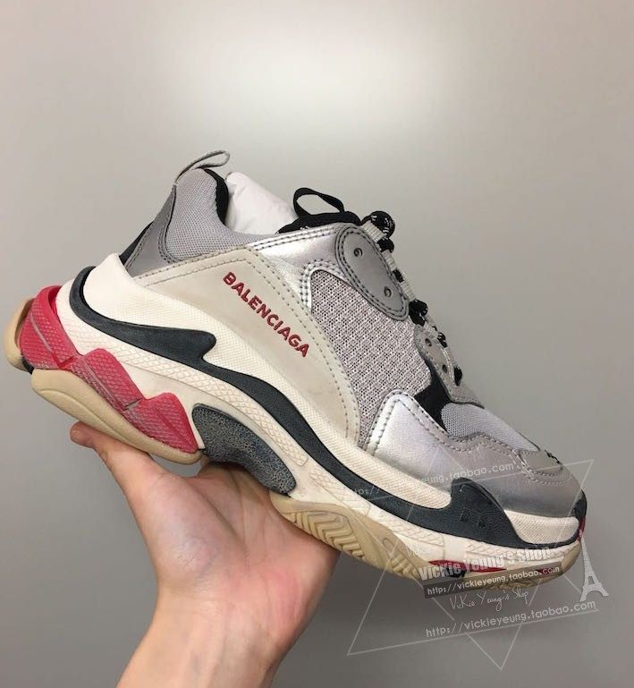 taobao balenciaga triple s