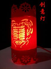 Светящаяся игрушка Свадьба Красная Королева двойной