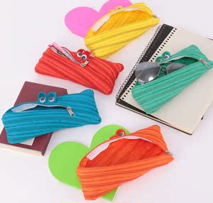 原宿创意拉链笔袋