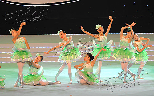 绿好一朵茉莉花舞蹈服装荷塘月色花瓣荷花表演服茉莉花舞蹈服装