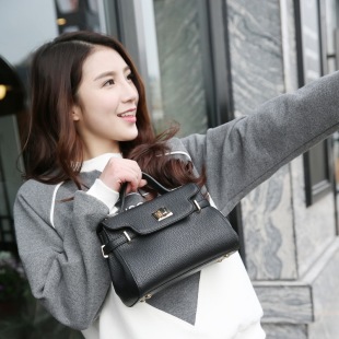 旗舰店袋鼠斜挎女包2017新款啄木鸟稻草人麦