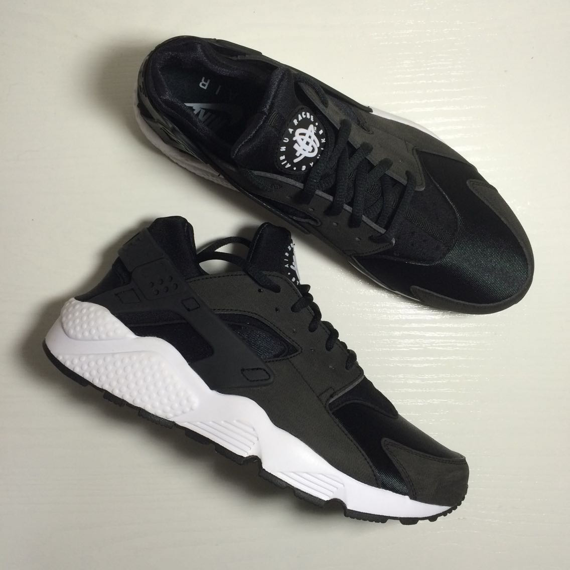 Кроссовки Nike Air Huarache Oreo 634835-006 кроссовки nike air huarache run 634835 006