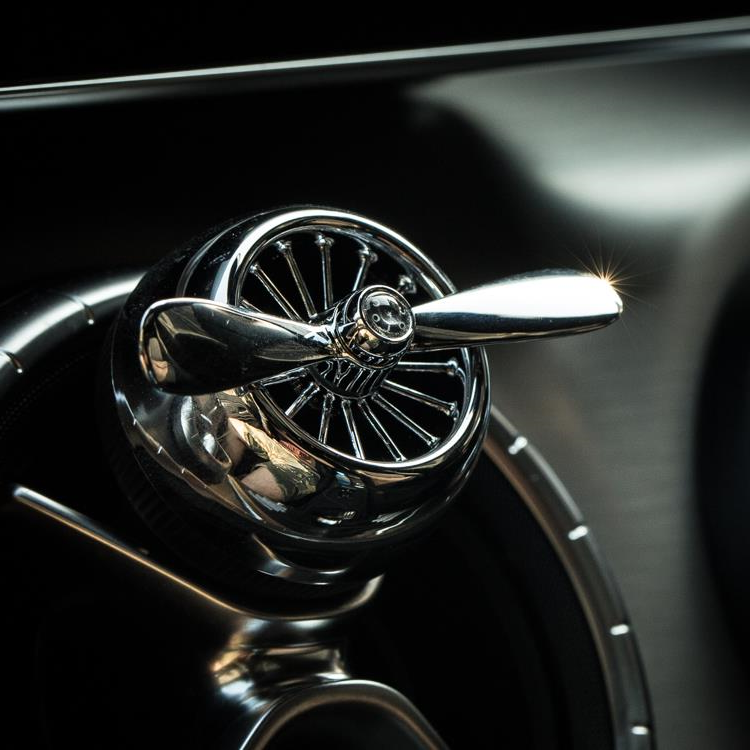 开了出品空军二号汽车香氛车载出风口螺旋桨香