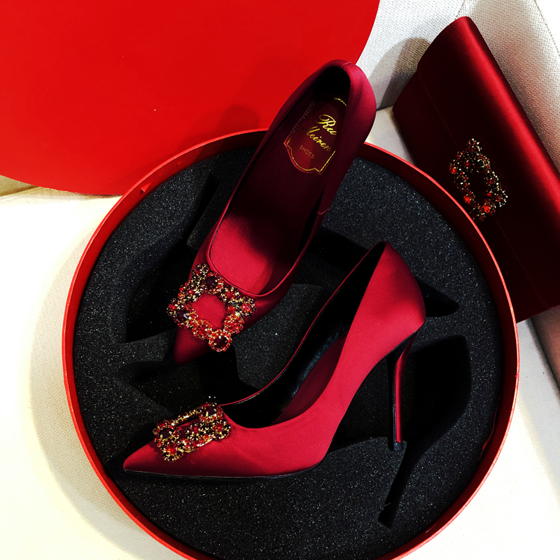红色单鞋 婚鞋女2022年新款5cm红色秀禾细跟高跟鞋水晶新娘平底绿色单鞋女_推荐淘宝好看的红色单鞋