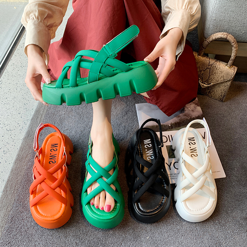 绿色罗马鞋 凉鞋2022年新款女时尚潮流外穿复古绿色交叉带钢琴厚底松糕罗马鞋_推荐淘宝好看的绿色罗马鞋
