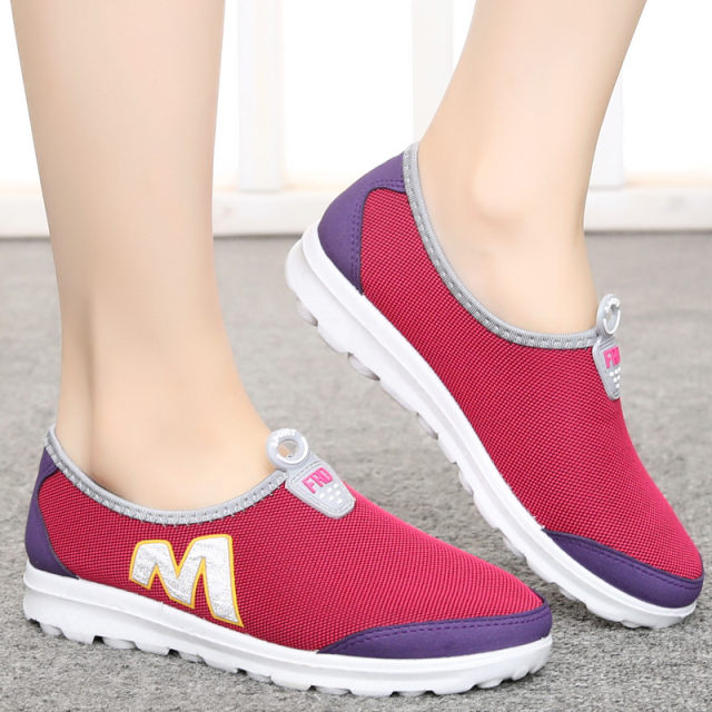 Spring and autumn new style old Beijing cloth shoes, women's casual shoes, breathable flat-soled non-slip single shoes, sports soft-soled mom's shoes Spring and autumn new style old Beijing cloth shoes, women's casual shoes, breathable flat-soled non-slip single shoes, sports soft-soled mom's shoes
