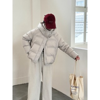 2025 new puff style age-reducing Korean hooded white duck down down jacket for women thickened extremely cold style 
2025 new puff style age-reducing Korean hooded white duck down down jacket for women thickened extremely cold style