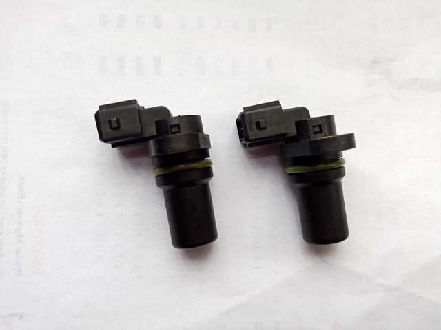 Nanyue Hengyang single-body pump camshaft position sensor CG2201-01 Hansheng original factory A3602130-60D 
Nanyue Hengyang single-body pump camshaft position sensor CG2201-01 Hansheng original factory A3602130-60D